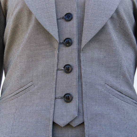 "Modern Icon" Periphery Houndstooth Skirt Suit - Picture 2 of 9